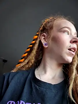 Snapshot of LucidLucy chatting on October 2025 12:48:02 PM LucidLucy online show from October 2025 12:48:02 PM