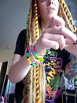 Snapshot of LucidLucy chatting on October 2025 01:45:01 PM LucidLucy online show from October 2025 01:45:01 PM