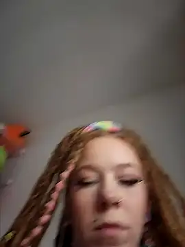 LucidLucy online show from February 2026 03:01:02 PM