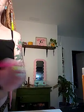 LucidLucy online show from March 2026 11:15:02 PM