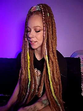 LucidLucy online show from April 2026 03:36:02 AM