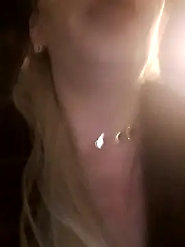 Dirtyfeelin online show from February 2026 06:08:01 PM