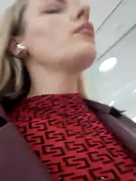 Dirtyfeelin online show from February 2026 07:00:01 PM