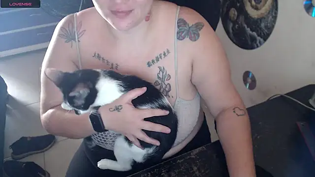 xherry horny online show from April 2026 06:42:02 PM