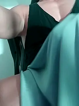 Snapshot of sexy_fit_guy_on_cam chatting on October 2025 07:00:02 AM sexy fit guy on cam online show from October 2025 07:00:02 AM