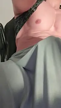 sexy fit guy on cam online show from February 2026 12:21:01 PM