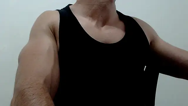 Snapshot of sexy_fit_guy_on_cam chatting on September 2025 07:32:01 PM sexy fit guy on cam online show from September 2025 07:32:01 PM