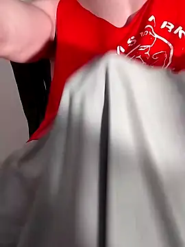 Snapshot of sexy_fit_guy_on_cam chatting on December 2024 08:22:02 AM sexy fit guy on cam online show from December 2024 08:22:02 AM