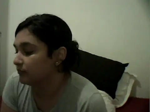 Snapshot of Indianbloom- chatting on February 2025 06:13:02 PM Indianbloom- online show from February 2025 06:13:02 PM
