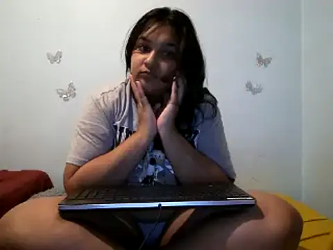 Snapshot of Indianbloom- chatting on October 2025 10:11:01 PM Indianbloom- online show from October 2025 10:11:01 PM