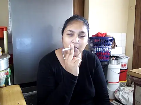 Snapshot of Indianbloom- chatting on September 2025 09:20:01 AM Indianbloom- online show from September 2025 09:20:01 AM