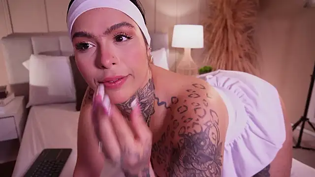 curvyliciousss online show from March 2026 05:31:02 PM