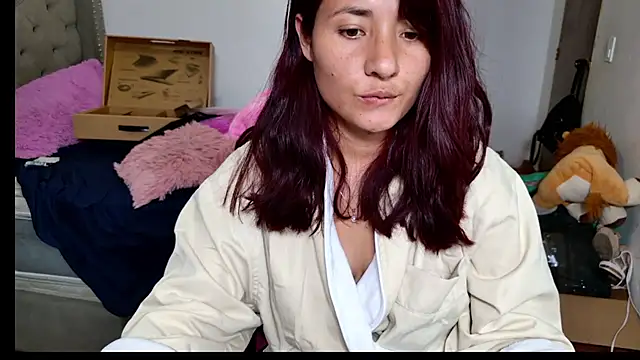 emily honter online show from December 2025 07:18:01 PM