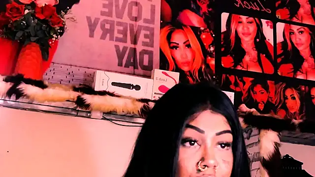 indian dreamgirl online show from November 2025 08:42:02 PM