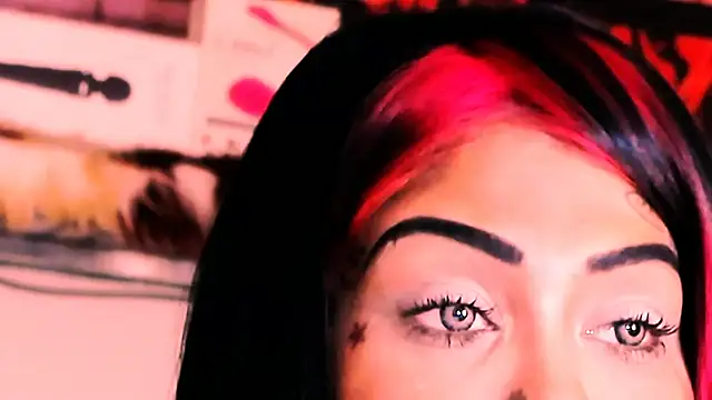 indian dreamgirl online show from November 2025 10:24:01 PM