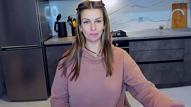 AlexiaDarren online show from February 2025 07:52:01 PM