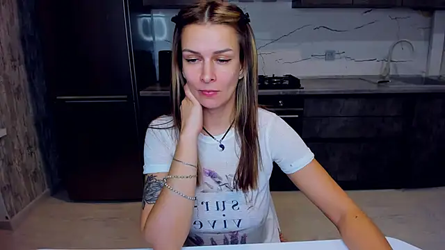 AlexiaDarren online show from February 2025 01:02:01 AM