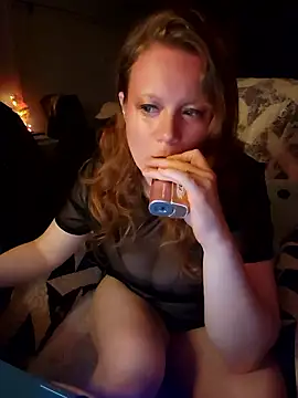 Snapshot of LilTokez chatting on January 2026 03:30:01 PM LilTokez online show from January 2026 03:30:01 PM