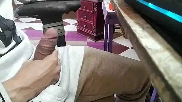 growing20yo online show from March 2026 12:21:02 AM