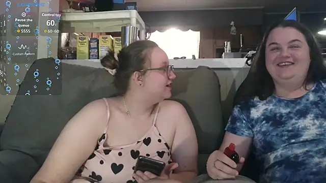 ZeTurtleMaster online show from October 2025 01:04:02 AM