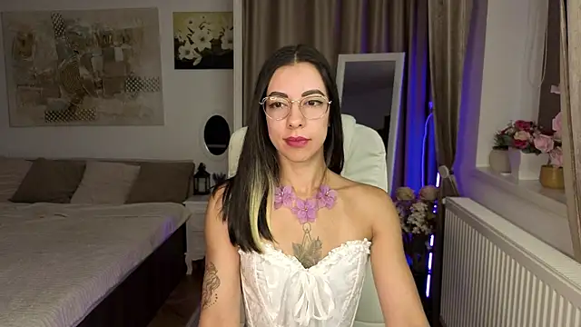 silver eve online show from October 2025 12:39:01 PM