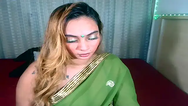 sexyindianchic online show from December 2025 06:18:02 PM