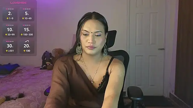 Snapshot of DarlingJenny22 chatting on December 2024 08:44:02 PM DarlingJenny22 online show from December 2024 08:44:02 PM