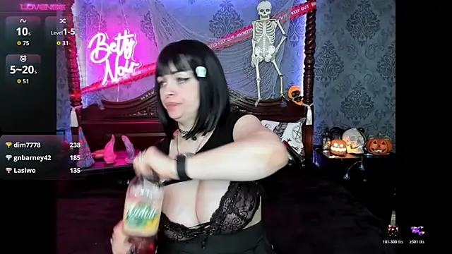 BettyNoir online show from October 2025 09:37:02 PM