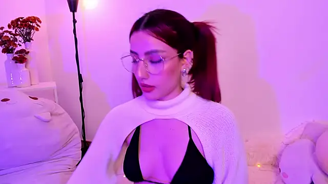 Snapshot of Anavi_ chatting on February 2025 11:47:02 PM Anavi  online show from February 2025 11:47:02 PM