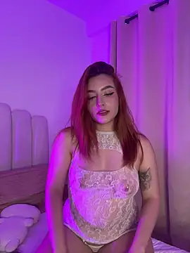 Snapshot of Anavi_ chatting on November 2025 11:30:02 PM Anavi online show from November 2025 11:30:02 PM