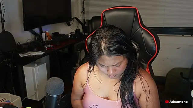 Bubbleliyah online show from October 2025 02:41:02 AM