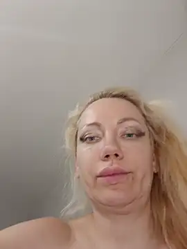 Snapshot of SofiaJoy chatting on July 2026 11:59:02 PM SofiaJoy online show from July 2026 11:59:02 PM