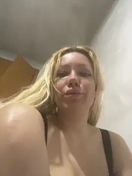 SofiaJoy online show from April 2026 07:44:03 AM