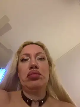 SofiaJoy online show from March 2025 05:49:02 PM