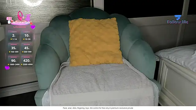 Snapshot of bigkiss4u_carla chatting on May 2026 02:43:02 PM bigkiss4u carla online show from May 2026 02:43:02 PM