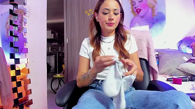 KimberlySaen online show from February 2026 10:23:02 PM