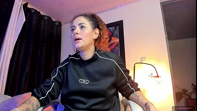 KimberlySaen online show from May 2026 11:57:01 PM