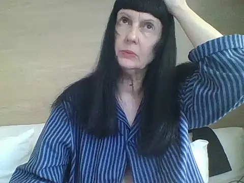 Snapshot of MelanyBanks chatting on June 2026 07:30:01 AM MelanyBanks online show from June 2026 07:30:01 AM