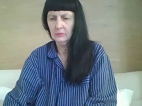 Snapshot of MelanyBanks chatting on May 2026 05:15:02 AM MelanyBanks online show from May 2026 05:15:02 AM