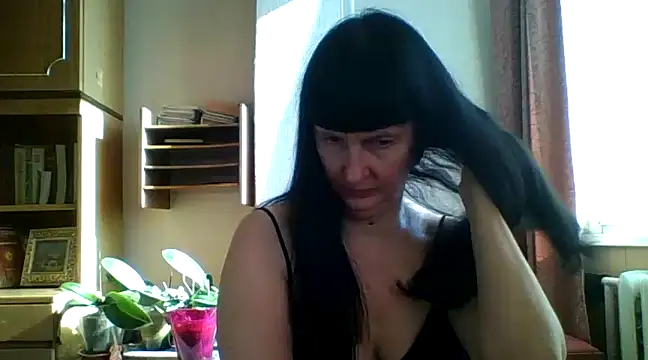 Snapshot of MelanyBanks chatting on March 2025 08:18:02 AM MelanyBanks online show from March 2025 08:18:02 AM