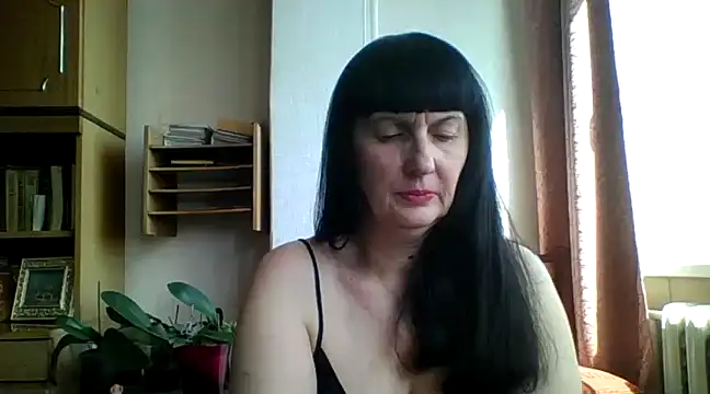 Snapshot of MelanyBanks chatting on March 2025 11:44:02 AM MelanyBanks online show from March 2025 11:44:02 AM