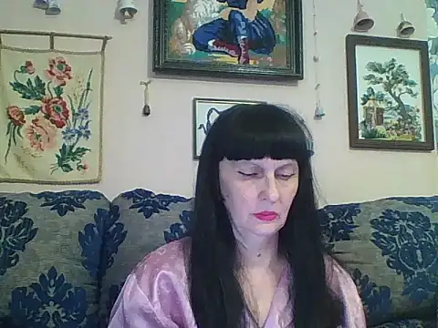 Snapshot of MelanyBanks chatting on April 2026 08:32:01 AM MelanyBanks online show from April 2026 08:32:01 AM