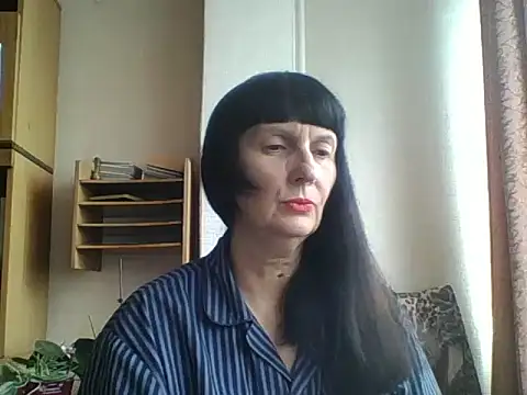 Snapshot of MelanyBanks chatting on October 2025 10:38:01 AM MelanyBanks online show from October 2025 10:38:01 AM