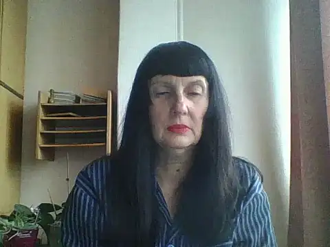 Snapshot of MelanyBanks chatting on October 2025 11:33:01 AM MelanyBanks online show from October 2025 11:33:01 AM
