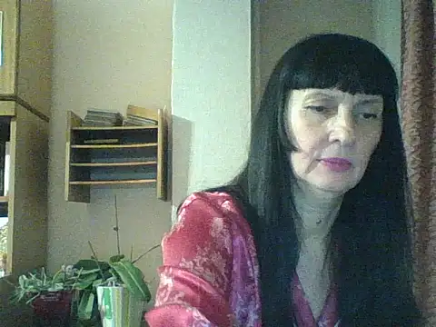 MelanyBanks online show from November 2025 06:23:01 PM