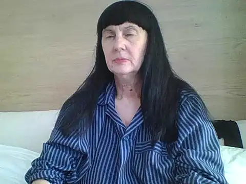 Snapshot of MelanyBanks chatting on May 2026 10:37:02 AM MelanyBanks online show from May 2026 10:37:02 AM