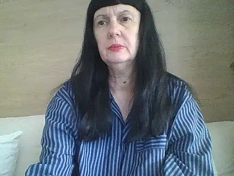 Snapshot of MelanyBanks chatting on May 2026 07:03:02 AM MelanyBanks online show from May 2026 07:03:02 AM