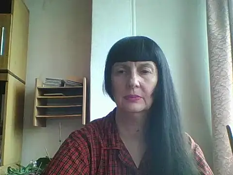MelanyBanks online show from November 2025 08:28:01 AM