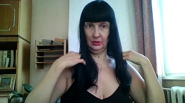 Snapshot of MelanyBanks chatting on March 2025 06:32:02 AM MelanyBanks online show from March 2025 06:32:02 AM