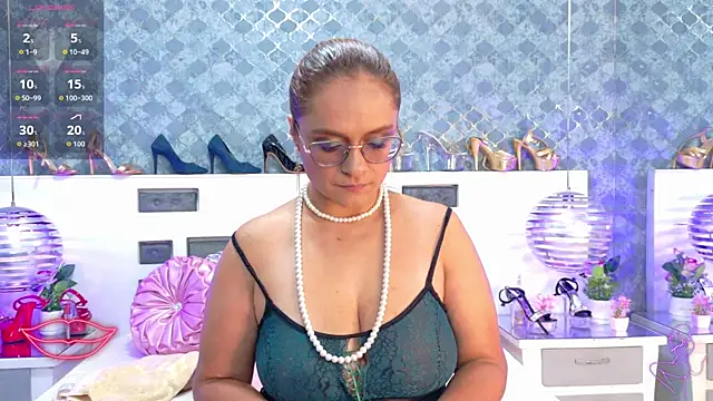 MarilynVega1 online show from September 2025 08:47:02 PM